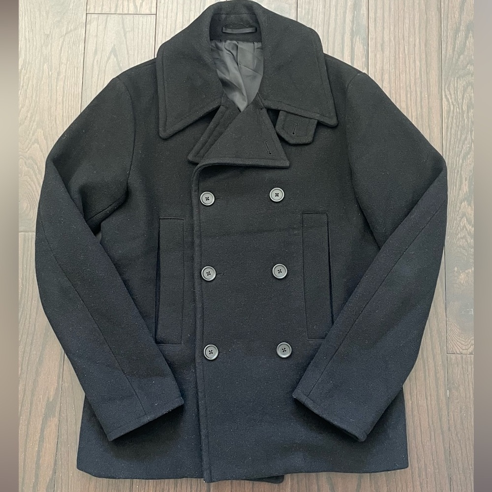 Elegant Black Double-Breasted Peacoat